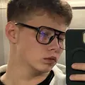 Я Иван, 18, из Ижевска, ищу знакомства на одну ночь