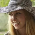 Карина из Сходни, ищу на сайте общение