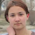 Алиса из Ялты, мне 18, познакомлюсь для общения