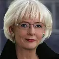 Алина из Анивы, ищу на сайте постоянные отношения