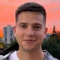 Я Илья, 21, из Иркутска, ищу знакомство для приятного времяпровождения