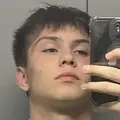 Я Иван, 19, знакомлюсь на одну ночь в Перми