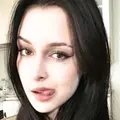 Я Арина Макова, 24, из Рязани, ищу знакомство для общения