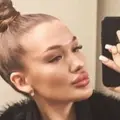 Я Яна, 24, из Москвы, ищу знакомство для общения
