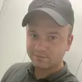 Я Александр, 27, знакомлюсь для без обязательств в Новомосковске