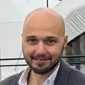 Anri из Тбилиси, ищу на сайте на одну ночь