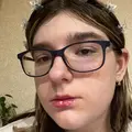 Я Кира, 19, из Курска, ищу знакомство для приятного времяпровождения