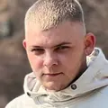 Я Иван, 23, знакомлюсь для на одну ночь в Ноябрьске