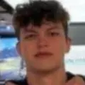 Я Радмир, 18, знакомлюсь без обязательств в Москве