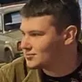 Я Михаил, 20, из Москвы, ищу знакомства без обязательств