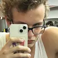 Олег из Ульяновска, мне 18, познакомлюсь на одну ночь