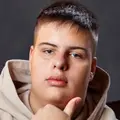 Я Роман, 18, знакомлюсь для вирт в Санкт-Петербурге