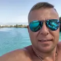 Артем из Санкт-Петербурга, мне 45, познакомлюсь для приятного времяпровождения