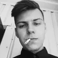 Я Рома, 23, из Москвы, ищу знакомство для приятного времяпровождения