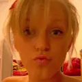 Стервочка из Великого Устюга, мне 18, познакомлюсь для виртуального секса