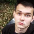 Artem из Парижа, мне 21, познакомлюсь для общения