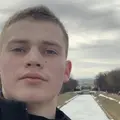 Артур из Хабаровска, мне 20, познакомлюсь для вирта