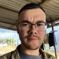 Арсен из Ялты, мне 24, познакомлюсь для секса на одну ночь