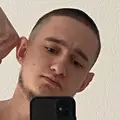 Я Евгений, 21, из Симферополя, ищу знакомства без обязательств
