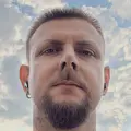 Я Oleg, 40, из Москвы, ищу знакомства без обязательств