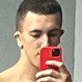 Я Адам, 20, из Высоковска, ищу знакомство для общения