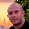 Александр из Кирова, мне 24, познакомлюсь для на одну ночь