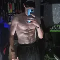 Я Игорь, 22, из Новомосковска, ищу знакомство для постоянных отношений