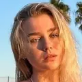 Я Сашенька, 26, из Чехова, ищу знакомства без обязательств