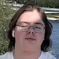 Я Никита, 19, из Пскова, ищу знакомства на одну ночь