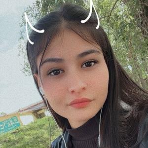 Алина из Владимира, мне 24, познакомлюсь на одну ночь