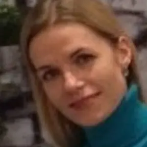Я Ирина, 38, знакомлюсь для общения в Артеме