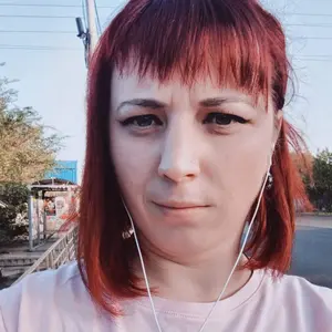 Юлия из Омска, ищу на сайте приятное времяпровождение