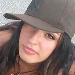 Я Ангелина, 25, из Тугулыма, ищу знакомство для секса на одну ночь