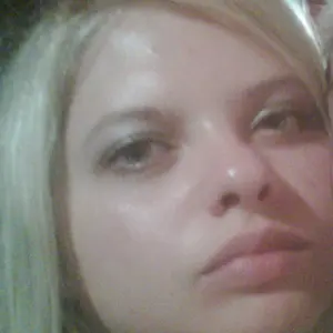 Я Эльвира, 24, из Змеиногорска, ищу знакомство для постоянных отношений
