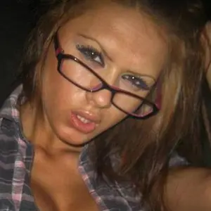 Я Алина, 19, из Аксая, ищу знакомство для секса на одну ночь