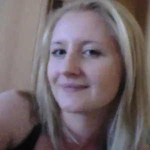 Дина из Апатитов, мне 26, познакомлюсь для общения