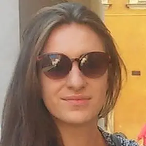 Я Анфиса, 18, из Юрюзани, ищу знакомство для постоянных отношений