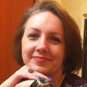 Елена из Надыма, ищу на сайте общение