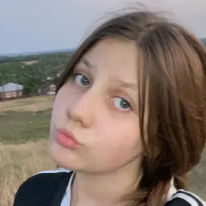 Я Ульяна, 25, знакомлюсь для без обязательств в Морозовске