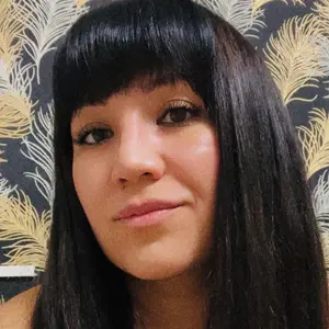 Диана из Уфы, мне 24, познакомлюсь для общения