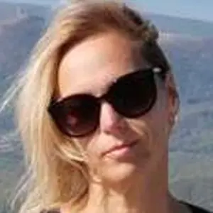 Я Вероника, 46, из Ижевска, ищу знакомство для дружбы