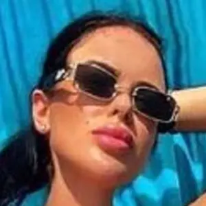 Анна из Полтавской, мне 26, познакомлюсь на одну ночь