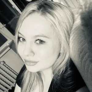 Я Полина, 23, знакомлюсь для общения в Архангельске