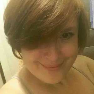 Я Алена, 33, знакомлюсь для без обязательств в Железноводске