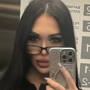 Тамила из Волгограда, мне 27, познакомлюсь для приятного времяпровождения