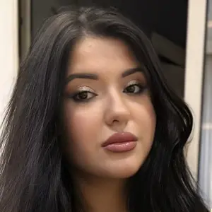 Я Nicole, 29, из Москвы, ищу знакомство для совместных путешествий