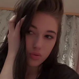 Я Дашка, 18, из Нижнего Новгорода, ищу знакомство для открытые отношения
