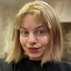 Я София, 18, из Челябинска, ищу знакомство для без обязательств