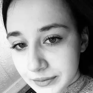 Я Александра, 18, знакомлюсь без обязательств в Брянске