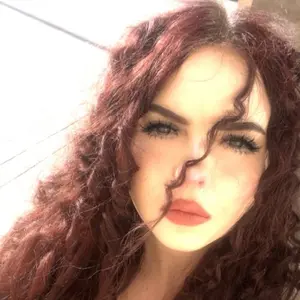 Я Софи, 19, из Санкт-Петербурга, ищу знакомство для без обязательств